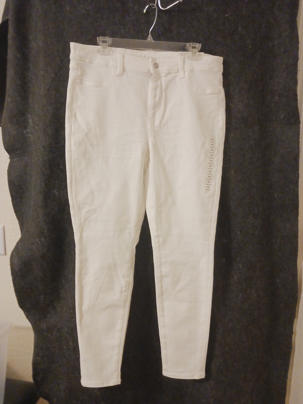 American Eagle Outfitters White- Next Level Stretch Jeggings 16/ 33